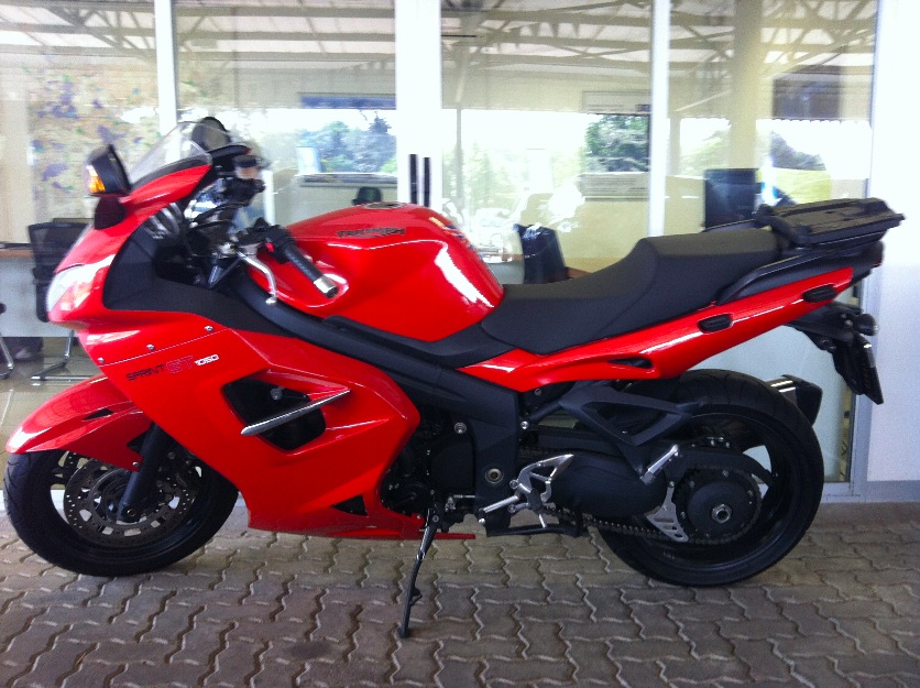 Immaculate condition Triumph Sprint GT - Alberton Motorcycles