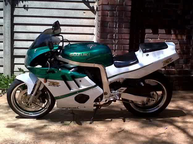 well looked gsxr 400 cc - Alberton Motorcycles