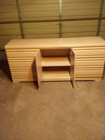 Dresser - Chicago Furniture