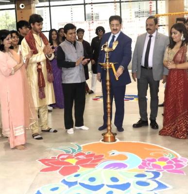 Sandeep Marwah Inspires Students at AAFT School of Animation on Deepawali Festival Day