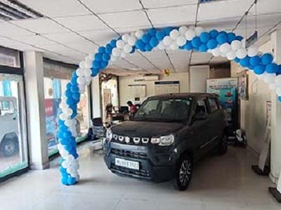 Reach Shree Gopal Auto For Celerio Car On Road Price Siwan Bihar  - Other New Cars