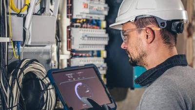 Cost-Effective and Reliable Operator Panel Repair Services in Dubai