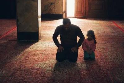 Certified Islamic Prayers Tutors at TarteeleQuran for All Ages