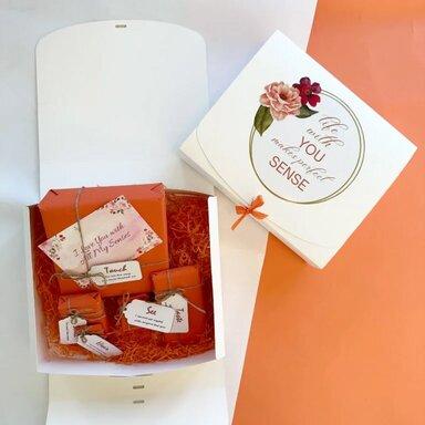 Shop Customized Gift Hampers Online in Dubai