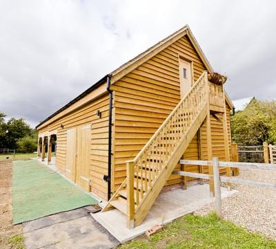 Handmade Wooden Stables – UK-Wide Delivery - London Other