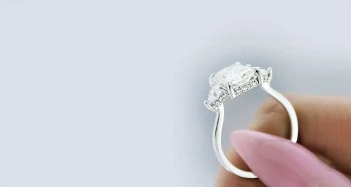 Beautiful Lab-Grown Engagement Rings UK – Lab Made Diamonds