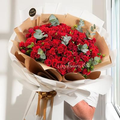 Flowers & Gifts for Colleagues: Thoughtful Gestures for Every Occasion - Abu Dhabi Art, Collectibles