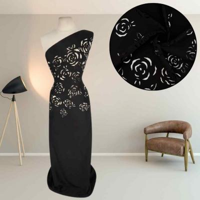 قطع بالليزر على القماش/الأقمشة - كاريان أرت الكويت - Kuwait Region Custom Boxes, Packaging, & Printing