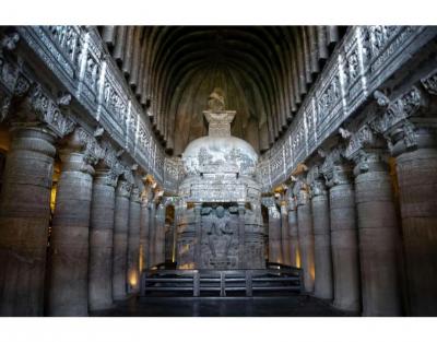 Ajanta and Ellora Caves - History & Travel Guide