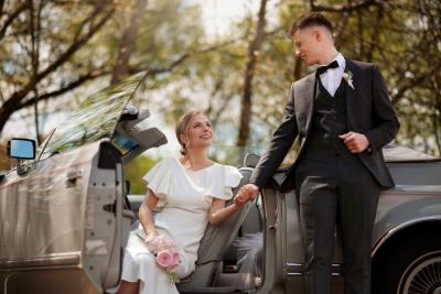 Luxury Wedding Car Rental in Houston - Cypress Town Car