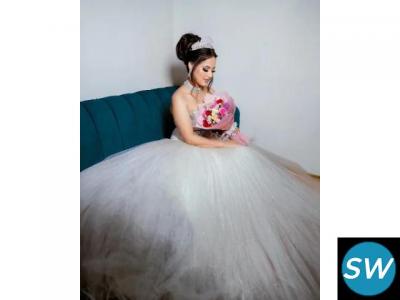 Lakeme South Campus-Nail artist in South Campus Delhi