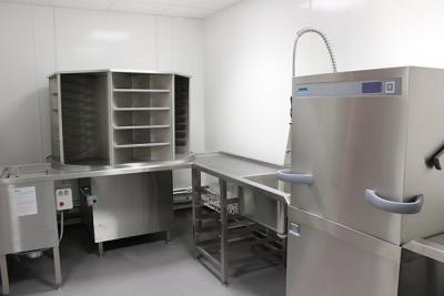 White Hygienic Wall Cladding Services – HygienaClad