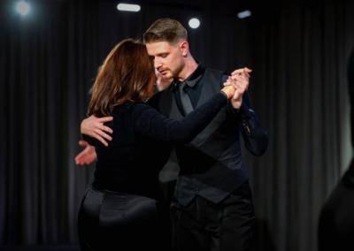 Join the Best Salsa Classes in Abu Dhabi for All Skill Levels