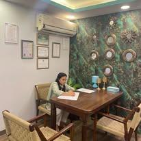 Lady Doctor For Piles In Noida