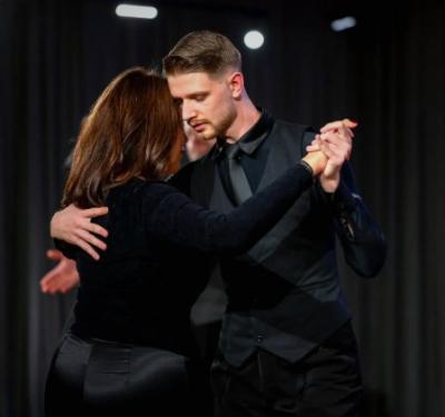 Join the Best Dance Classes in Abu Dhabi for Fun and Fitness 