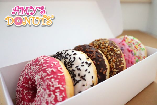 Fresh Glazed Donuts at Best Donut Shop in Columbus