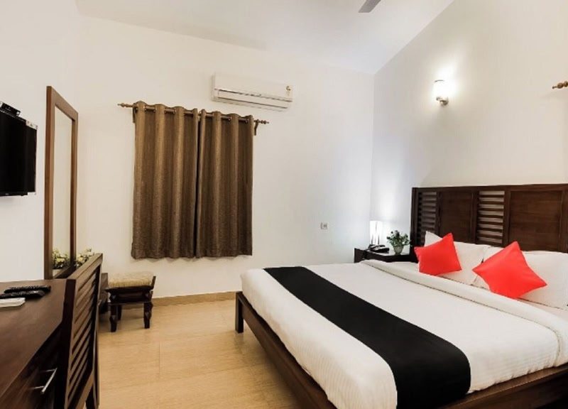 Luxury Outdoor Wedding Venue in ECR with Villas | Lush Garden