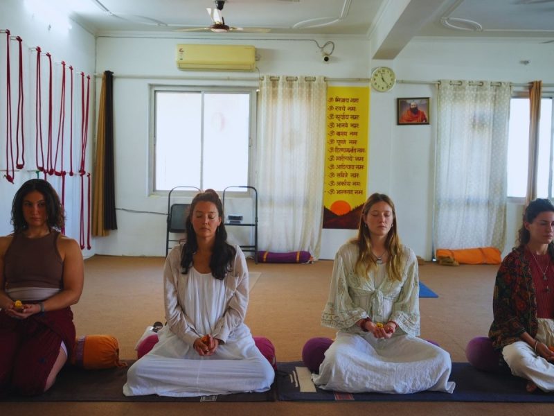 500 Hour Yoga Teacher Training in Rishikesh, India