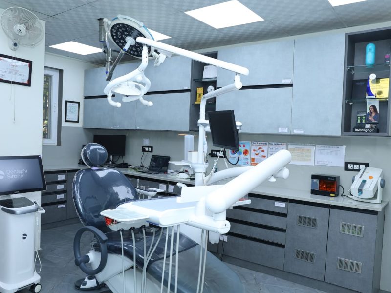 Clear Aligners Treatment in West Delhi - Dento Hub