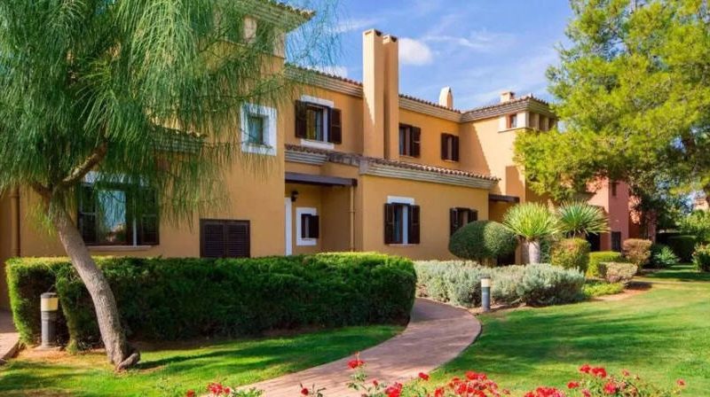 Your Escape to Marriott Club Son Antem