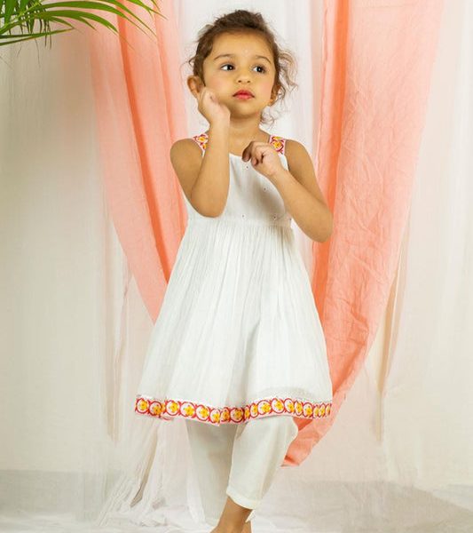 Buy Indian Ethnic and Traditional Dresses for Kids by JOVI INDIA