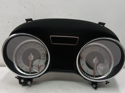 MERCEDES BENZ W156 GLA250 2014 SPEEDOMETER INSTRUMENT CLUSTER A1569004101