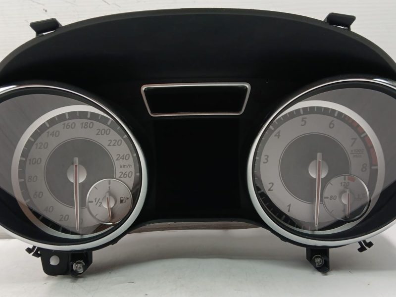 MERCEDES BENZ W156 GLA250 2014 SPEEDOMETER INSTRUMENT CLUSTER A1569004101