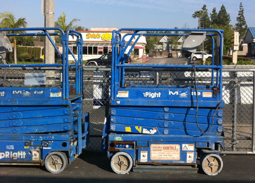Mini Backhoe in Tustin