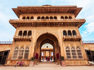 Vrindavan tour packages