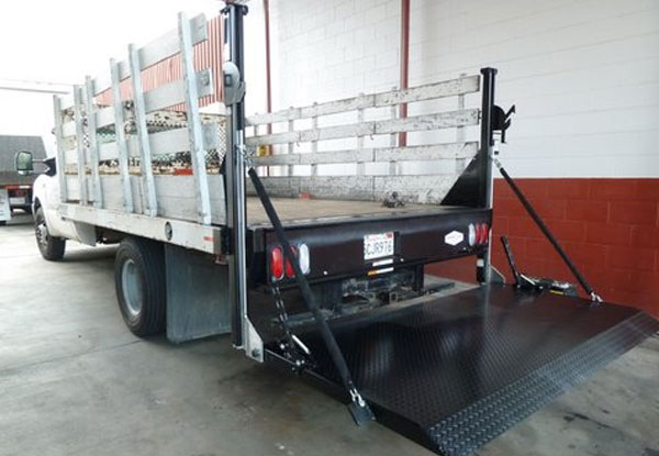 Mobile Lift Gate Installation for El Monte