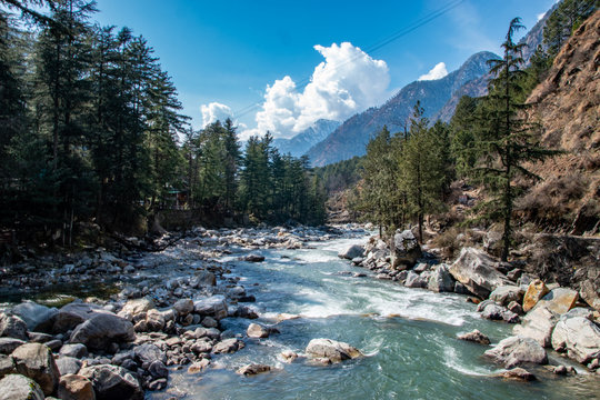Manali Delights with Apple Country 3 Nights