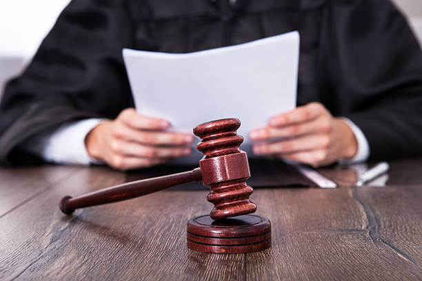 COURT CASE PROBLEM SOLUTION iN London