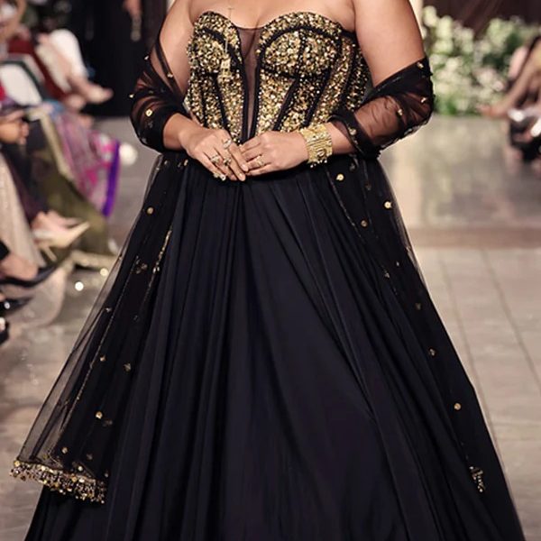 Buy Designer Corset Lehengas Online in USA | Basanti Kapde Aur Koffee