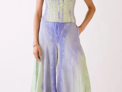 Buy Designer Corset Lehengas Online in USA | Basanti Kapde Aur Koffee