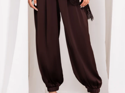 Indo Western Outfits for Women: The Perfect Blend of Tradition and Modern Style