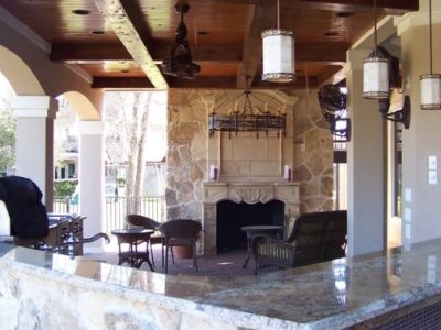 Host Epic Gatherings with Custom Outdoor Kitchens in Houston
