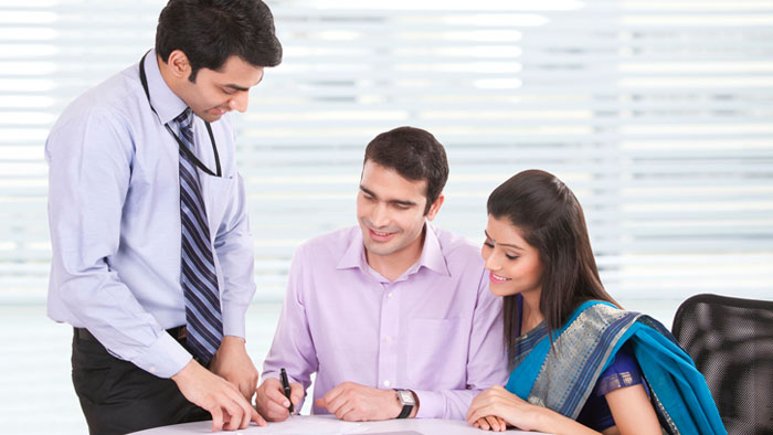 Best Life Insurance Advisor in Delhi