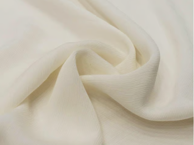 Chinon Fabric: Elegant, Lightweight Material for Stylish Outfits Today