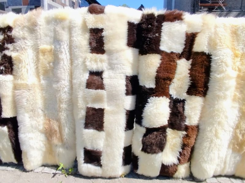 Natural Sheepskin Patchwork – Premium Design