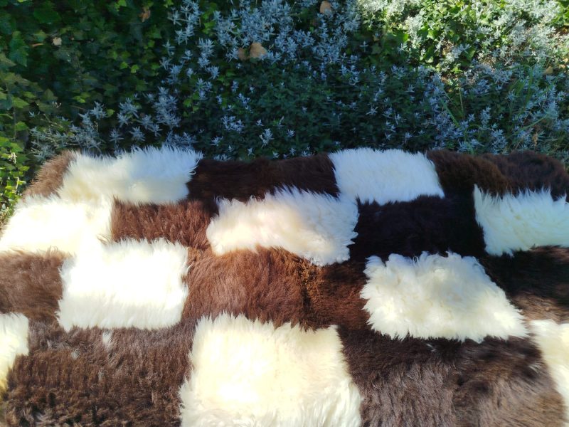 Natural Sheepskin Patchwork – Premium Design