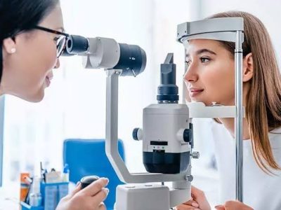 Best Eye Doctor in Lucknow – Expert Eye Care at DP Bora Hospital
