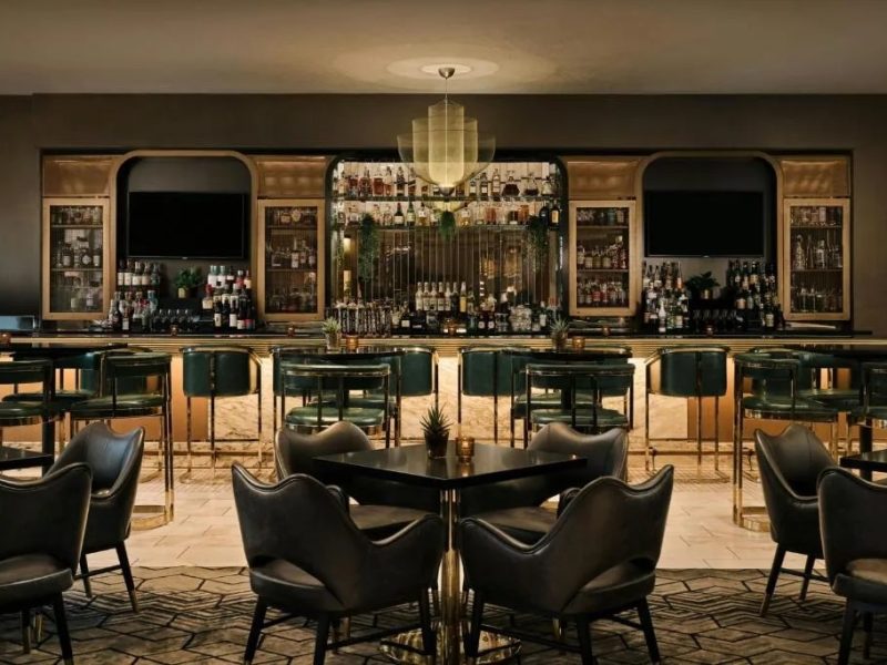 Discover Chicago's Most Remarkable Boutique Historic Hotel Escapes