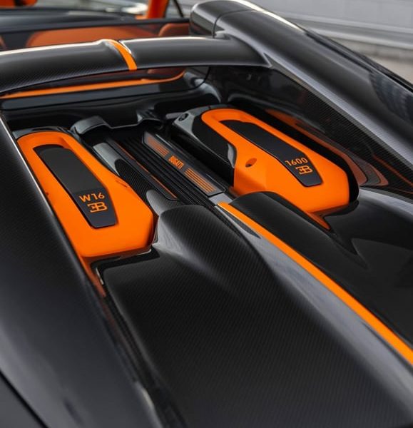 2026 Bugatti W16 Mistral for sale in Mexico City for USD 900,000