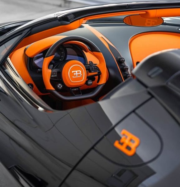 2026 Bugatti W16 Mistral for sale in Mexico City for USD 900,000