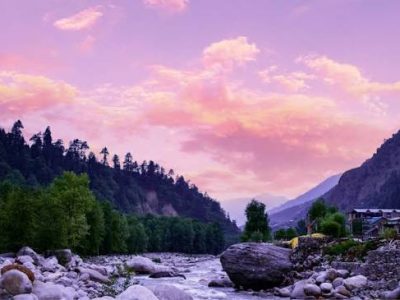 Manali Delights with Apple Country 3 Nights PACKAGE CATEGORY : Family, Adventure DESTINATIONS COVERED : 3N Manali