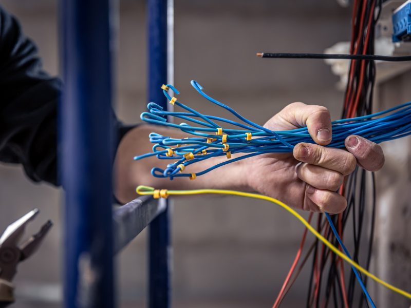 Fiber Optic Network Installation for Businesses in Abu Dhabi