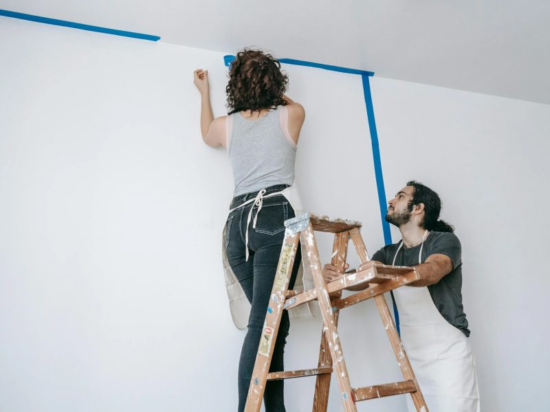 Why Choose a Commercial Painter Near Me Alvarado?