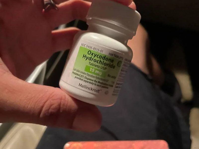Oxycodone for pain relief
