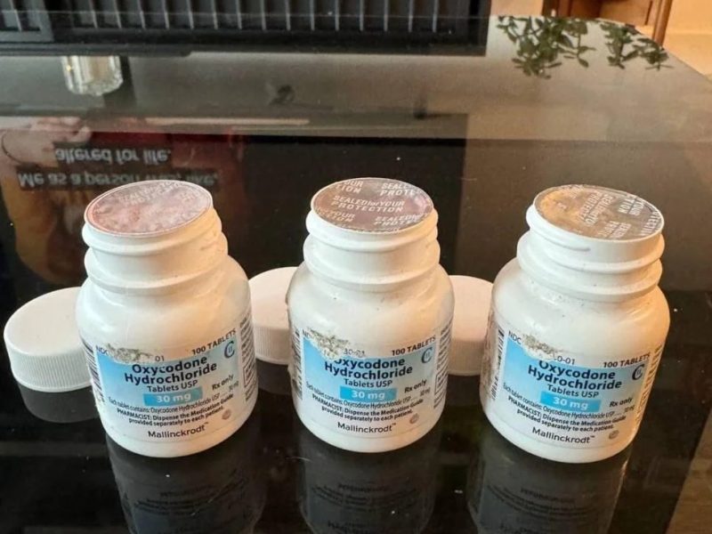 Oxycodone for pain relief
