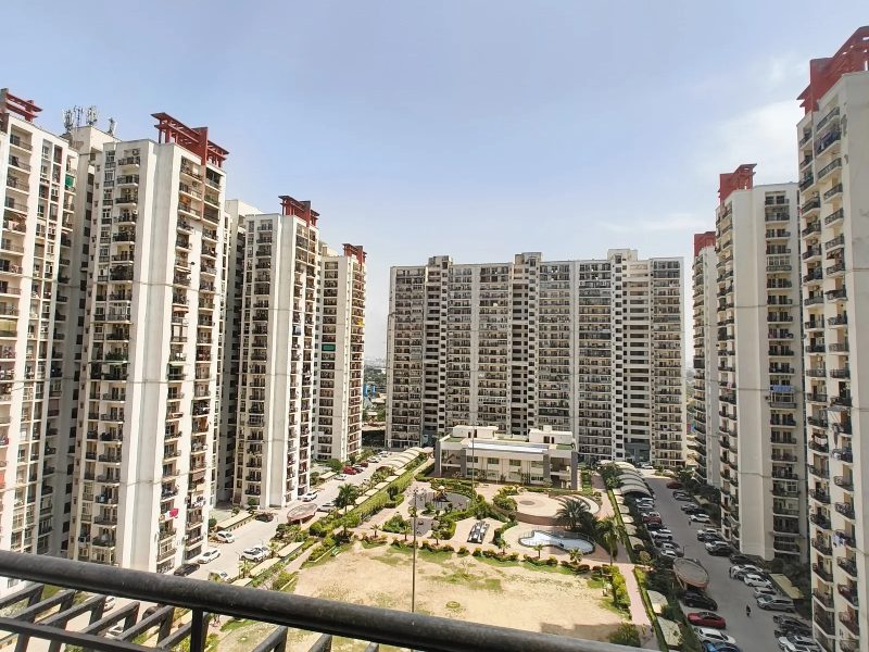 3 BHK Flat for Sale in Antriksh Golf View, Sector 78 Noida